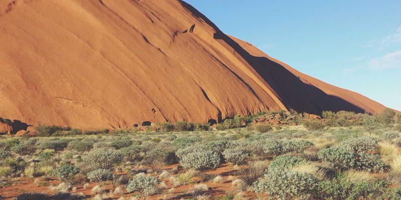 GL地板与自流平基层协同施工：专业地面处理避免空鼓变形的关键技术