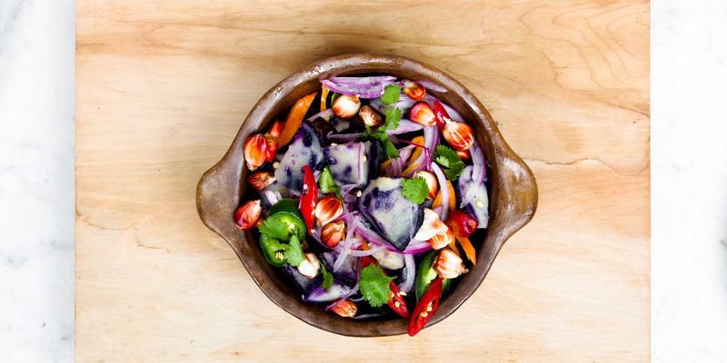 GL地板色彩稳定性研究：专业地板安装与地面工程如何守护商业空间设计原色